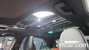 Mercedes-Benz C-Class C200 AMG Line 2025 года из Южной Кореи
