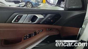 BMW X5 xDrive 30d M Sport 2025 года из Южной Кореи