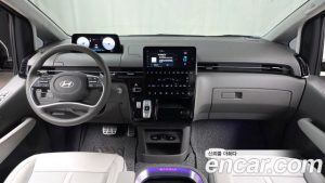 Hyundai Staria 4WD Lounge 9-Seater 2025 года из Южной Кореи