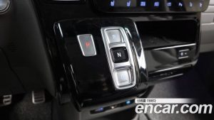 Hyundai Staria 4WD Lounge 9-Seater 2025 года из Южной Кореи