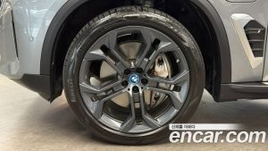 BMW X5 xDrive 50e xLine 2024 года из Южной Кореи
