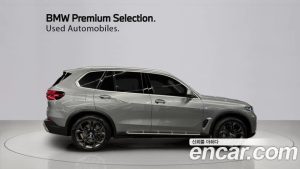 BMW X5 xDrive 50e xLine 2024 года из Южной Кореи