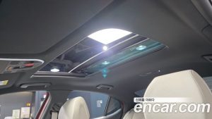 Genesis G70 Бензин 2.5T 2WD 2025 года из Южной Кореи