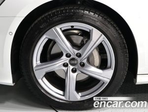 Audi A6 40 TDI Premium 2025 года из Южной Кореи