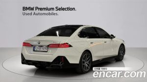 BMW 5-Series 520i M Sport 2024 года из Южной Кореи