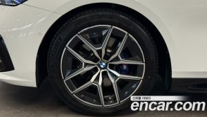 BMW 5-Series 520i M Sport 2024 года из Южной Кореи