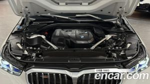 BMW 5-Series 520i M Sport 2024 года из Южной Кореи