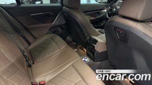 BMW 5-Series 520i M Sport 2024 года из Южной Кореи
