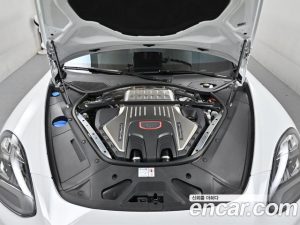 Porsche Panamera 4.0 GTS 2023 года из Южной Кореи