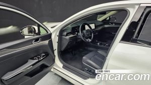 Kia K5 2.0 2024 года из Южной Кореи