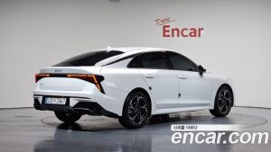 Kia K5 1.6 Turbo 2024 года из Южной Кореи