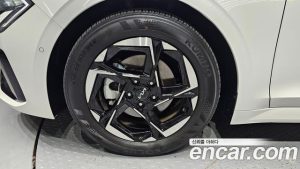 Kia K5 2.0 2024 года из Южной Кореи