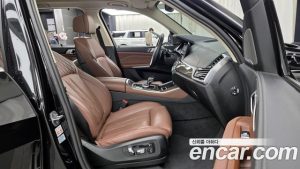 BMW X5 xDrive 40i xLine 2023 года из Южной Кореи