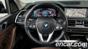 BMW X5 xDrive 40i xLine 2023 года из Южной Кореи