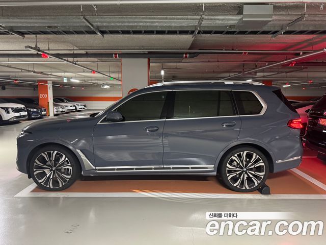 BMW X7 xDrive 40i Design Pure Excellence FIRST EDITION 6 2023 года из Кореи