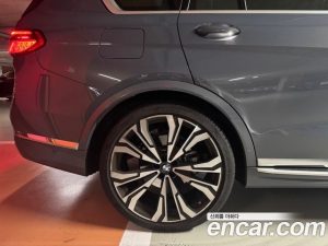 BMW X7 xDrive 40i Design Pure Excellence FIRST EDITION 6 2023 года из Южной Кореи