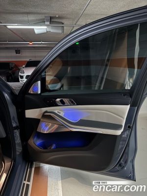 BMW X7 xDrive 40i Design Pure Excellence FIRST EDITION 6 2023 года из Южной Кореи