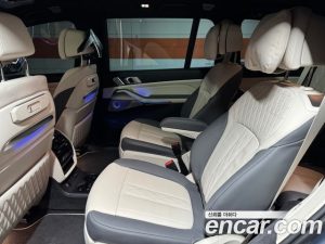 BMW X7 xDrive 40i Design Pure Excellence FIRST EDITION 6 2023 года из Южной Кореи