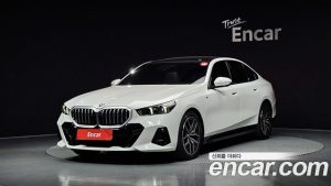 BMW 5-Series 520i M Sport 2025 года из Южной Кореи