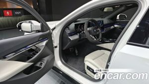 BMW 5-Series 520i M Sport 2025 года из Южной Кореи