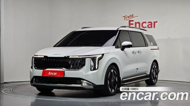 Kia Canival Бензин 7-Seater Signature 2024 года из Кореи