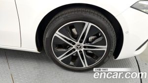 Mercedes-Benz A-Class A220 SEDAN 2024 года из Южной Кореи