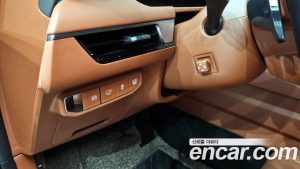 Kia K8 Noblesse 2025 года из Южной Кореи