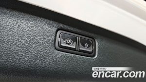 Genesis GV80 2.5T Бензин AWD 2024 года из Южной Кореи