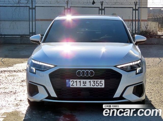 41108597_003.jpg Audi A3 40 TFSI 2023 года из Южной Кореи