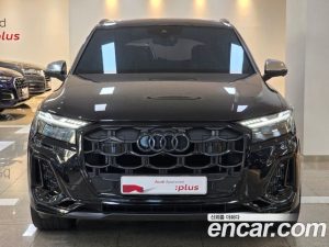 Audi SQ7 4.0 TFSI 4WD 2025 года из Южной Кореи