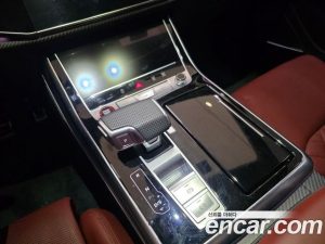 Audi SQ7 4.0 TFSI 4WD 2025 года из Южной Кореи