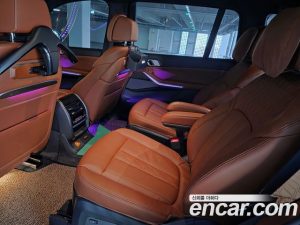 BMW X7 xDrive 40d M Sport 6 2025 года из Южной Кореи