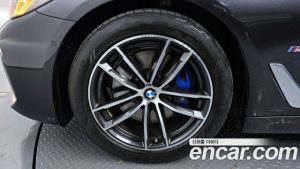 BMW 5-Series 520i M Sport 2023 года из Южной Кореи