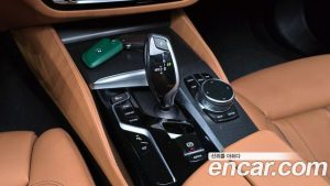 BMW 5-Series 520i M Sport 2023 года из Южной Кореи