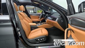 BMW 5-Series 520i M Sport 2023 года из Южной Кореи
