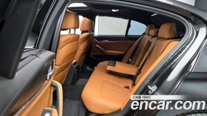 BMW 5-Series 520i M Sport 2023 года из Южной Кореи