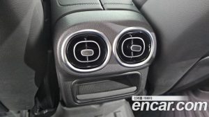 Mercedes-Benz GLC-Class GLC300 4MATIC AMG Line 2025 года из Южной Кореи