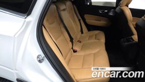 Volvo XC60 B5 ULTIMATE Bright 2024 года из Южной Кореи