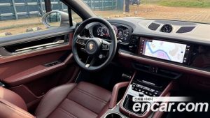 Porsche Cayenne 3.0 Coupe 2024 года из Южной Кореи