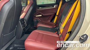 Porsche Cayenne 3.0 Coupe 2024 года из Южной Кореи