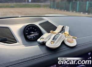 Porsche Cayenne 3.0 Coupe 2024 года из Южной Кореи