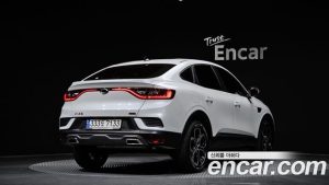 Renault-KoreaSamsung XM3 1.6 E-TECH Inspire 2023 года из Южной Кореи