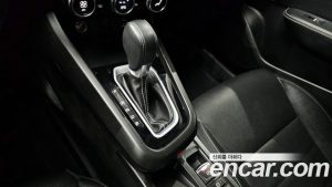 Renault-KoreaSamsung XM3 1.6 E-TECH Inspire 2023 года из Южной Кореи