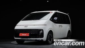 Hyundai Staria 4WD Lounge 9-Seater 2025 года из Южной Кореи