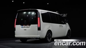 Hyundai Staria 4WD Lounge 9-Seater 2025 года из Южной Кореи