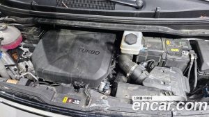 Hyundai Staria 4WD Lounge 9-Seater 2025 года из Южной Кореи