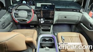 Hyundai Staria 4WD Lounge 9-Seater 2025 года из Южной Кореи