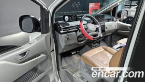 Hyundai Staria 4WD Lounge 9-Seater 2025 года из Южной Кореи