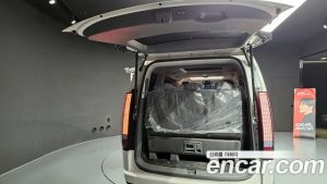Hyundai Staria 4WD Lounge 9-Seater 2025 года из Южной Кореи