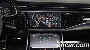 Audi RSQ8 4.0 TFSI 4WD Performance 2025 года из Южной Кореи